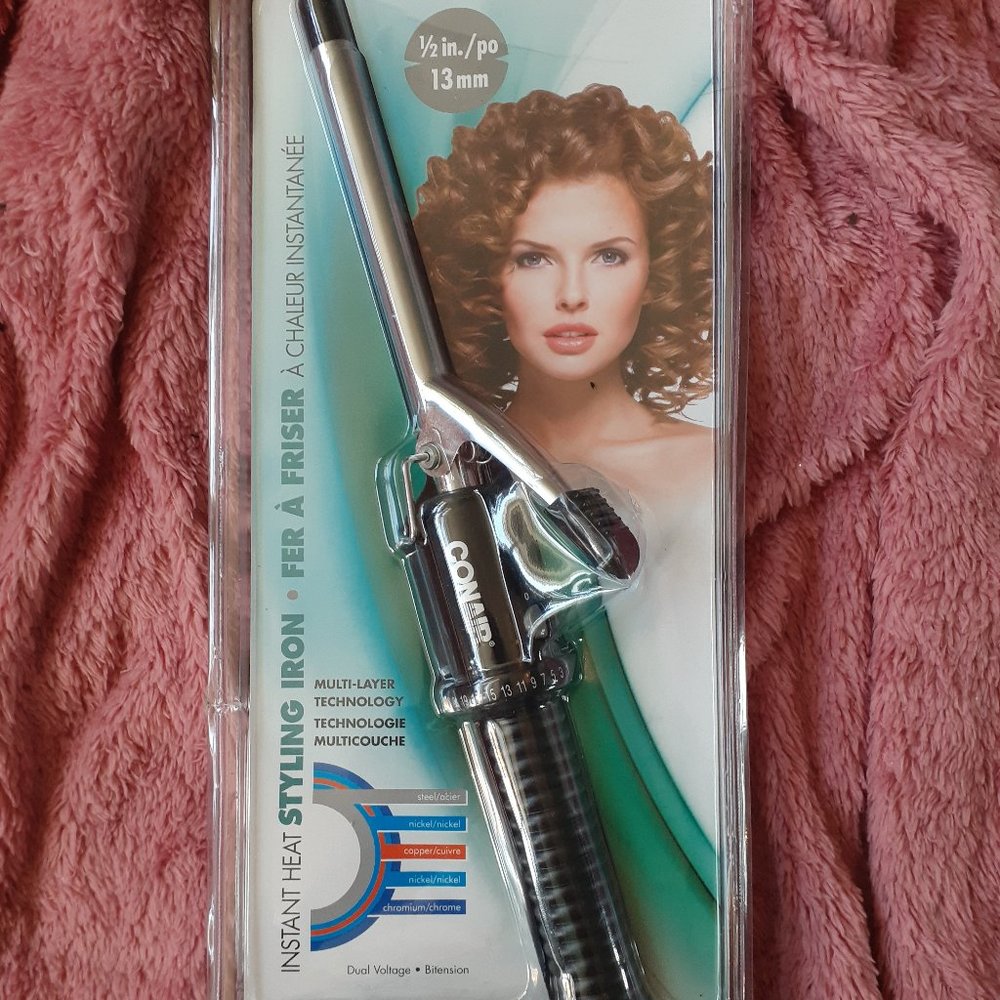 SALE!! Brand New Conair Instant Heat Styling Iron